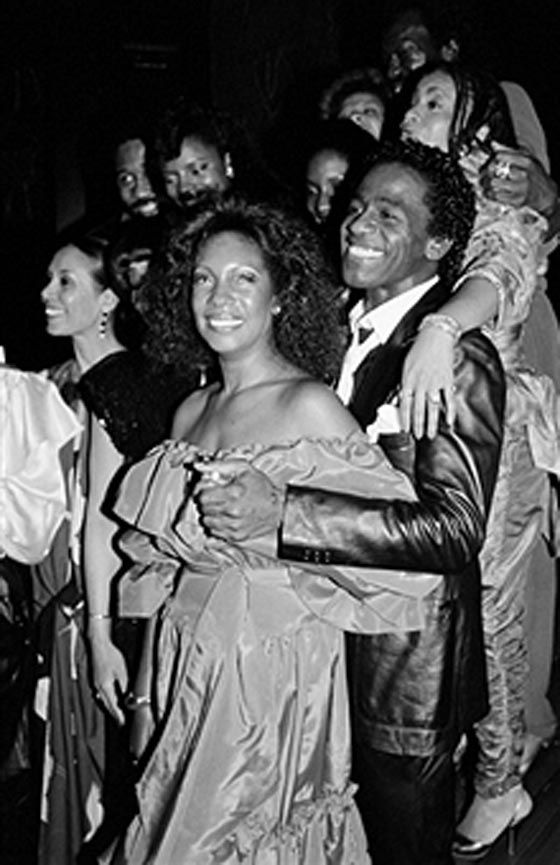 مشاهير عالميين عانوا من عنف الزوجات وتعرّضوا للضرب من نسائهم! صورة رقم 5