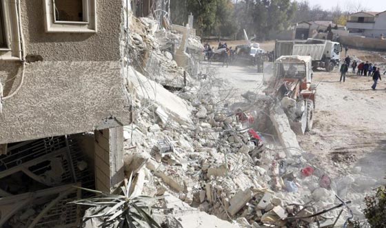  اسرائيل تضرب اهدافا داخل سوريا وتعترف والمضادات الارضية ترد صورة رقم 2