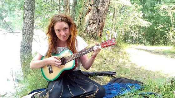 الغموض يكتنف جريمة قتل شابة بريطانية بعد اغتصابها وتشويه وجهها  صورة رقم 8