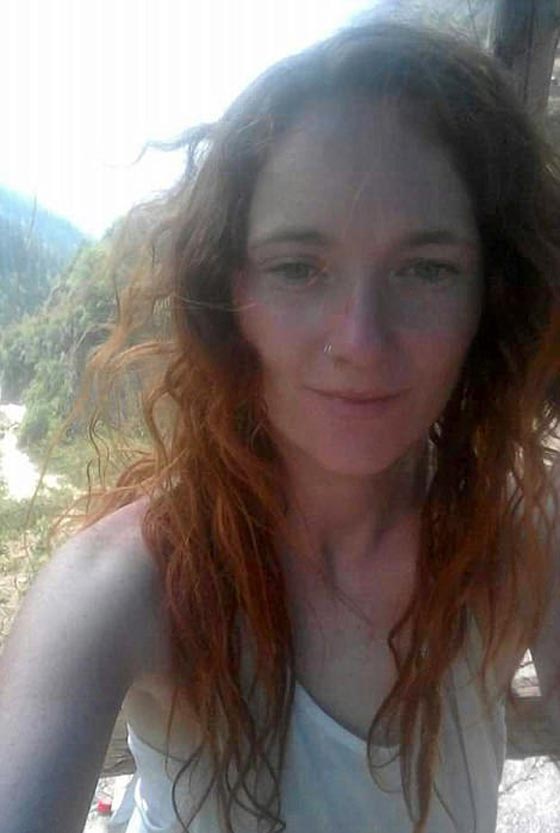 الغموض يكتنف جريمة قتل شابة بريطانية بعد اغتصابها وتشويه وجهها  صورة رقم 9