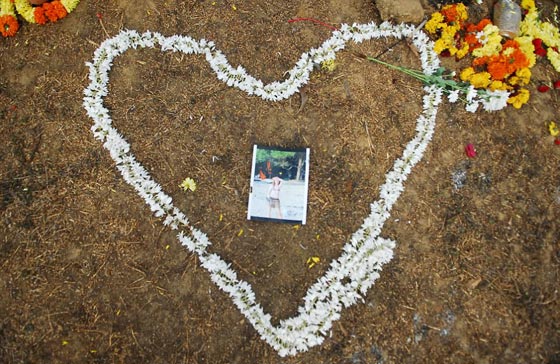 الغموض يكتنف جريمة قتل شابة بريطانية بعد اغتصابها وتشويه وجهها  صورة رقم 15