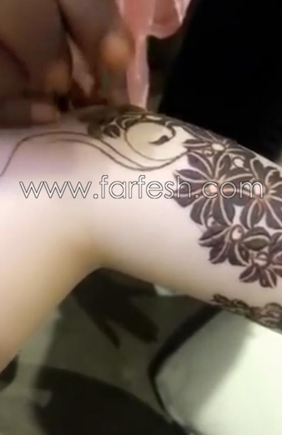 الاعلامية حليمة بولند تثير الجدل بنشر صور من جلسة حناء.. فيديو صورة رقم 2