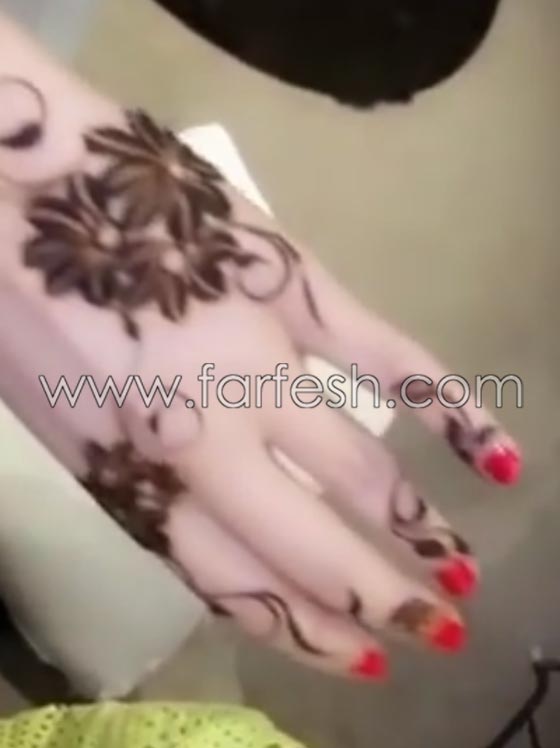 الاعلامية حليمة بولند تثير الجدل بنشر صور من جلسة حناء.. فيديو صورة رقم 6