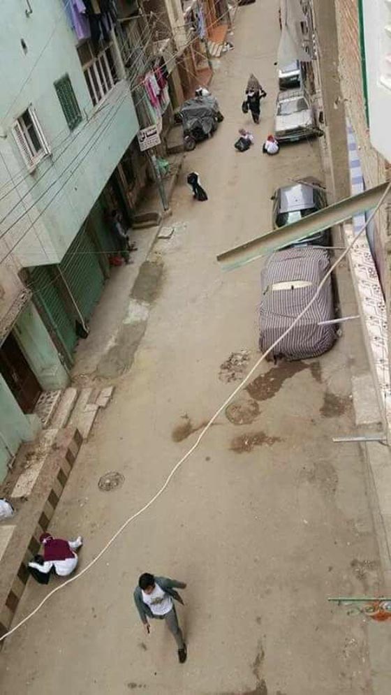 ماليزيات ينظفن الشارع يوميا قبل خروجهن للجامعة بمصر صورة رقم 2