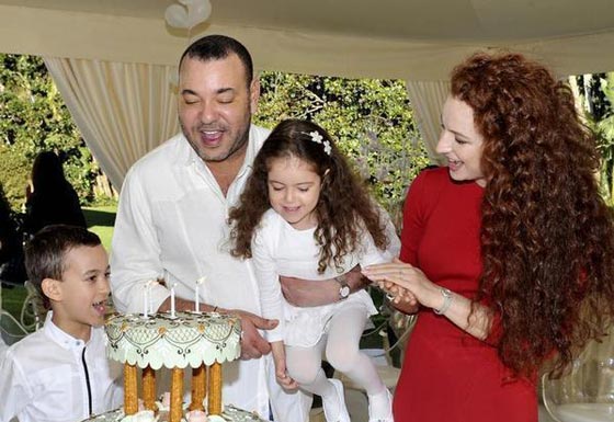 امومة الملكات والاميرات: الملكة رانيا، كيت ميدلتون والاميرة سلمى صورة رقم 5