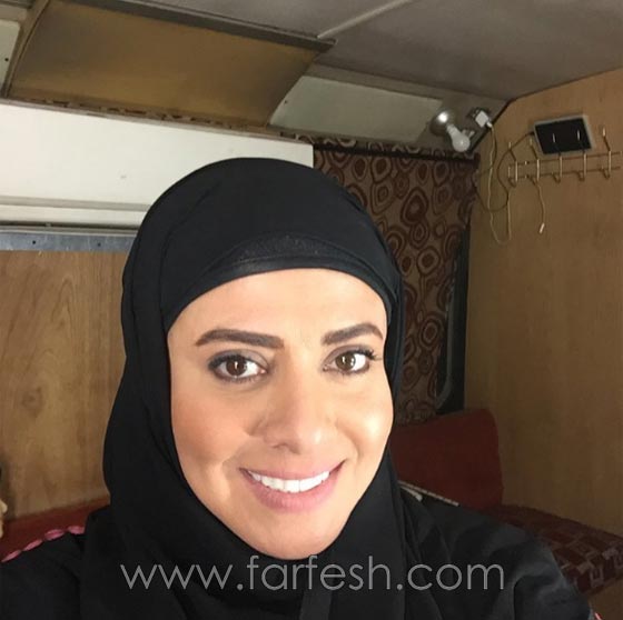 فيديو: نشوى مصطفى تبسمل بالروح القدس والأب بطرس دانيال ينفي تنصيرها صورة رقم 6