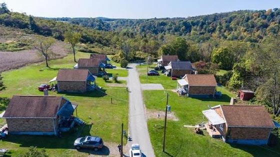 بلد القمامة تضم 19 بيتا واراض واسعة للبيع بـ1.5 مليون دولار صورة رقم 3