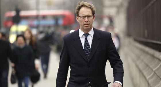  الملكة اليزابيث تكرّم الوزير البطل في هجوم لندن صورة رقم 5