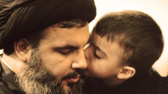 نصرالله يكشف اسرار حياته الخاصة.. يخرج للناس سرا ومحروم من كرة القدم صورة رقم 1