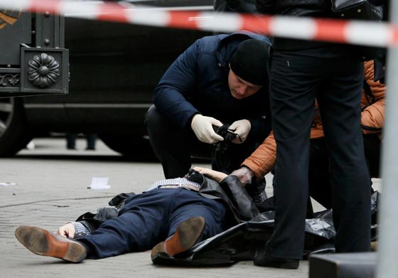 عملية اغتيال صادمة لنائب اوكراني رغم الحراسة الشخصية.. فيديو صورة رقم 13