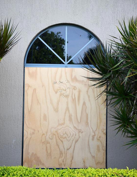  اعصار ديبي الخطير والمدمر يصل سواحل استراليا واجلاء الآلاف صورة رقم 11