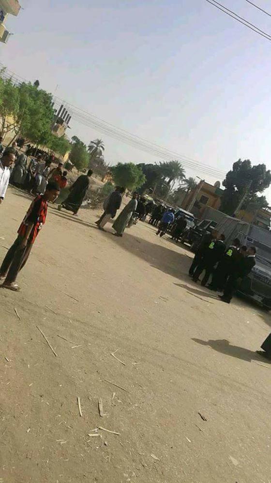 شاب مصري يطلق شائعة اعتناق قبطية للاسلام ويفجّر فوضى وعنف  صورة رقم 10