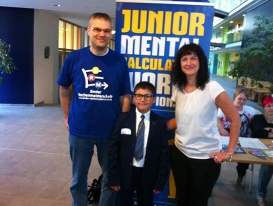 طفل لبناني مبهر يتفوق على مدرسي الرياضيات في تحدي الحساب بالمانيا صورة رقم 8