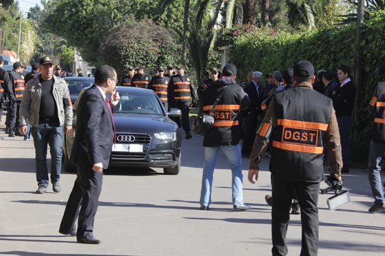 مشتبه يعيد تمثيل جريمة قتل برلماني مغربي وزوجة الضحية متورطة.. فيديو صورة رقم 3