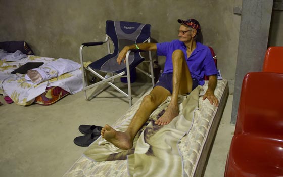  اعصار ديبي يجتاح سواحل ومنتجعات استراليا وإجلاء عشرات الآلاف صورة رقم 2