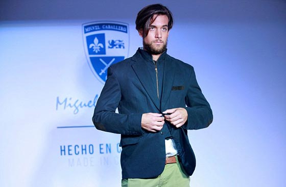 خياط الرؤساء يصنع ملابس مضادة للرصاص ويطلق النار على موظفيه! صورة رقم 11