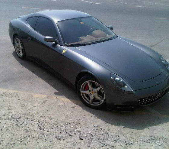 حادث سيارة دفعه لاعادة النظر باسلوب حياته فتبرع بملايينه للفقراء صورة رقم 10