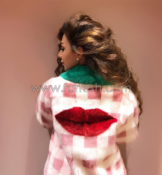 جاكت مع فم احمر من الخلف يثير سخرية متابعي ميريام فارس صورة رقم 1
