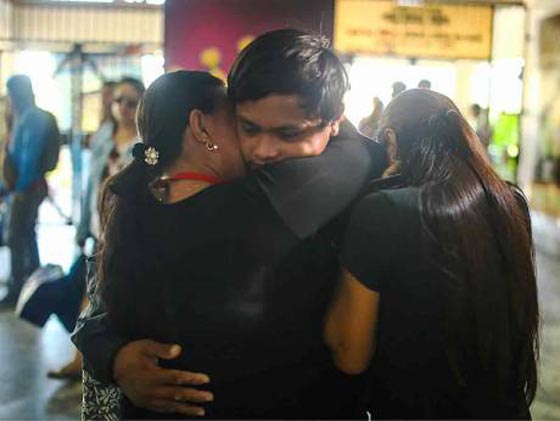 هكذا نجا صياد فليبيني بعد أن تاه شهرين في عرض البحر  صورة رقم 4