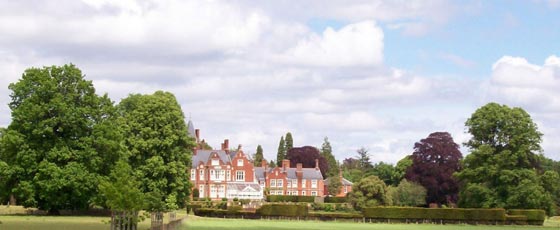 إليكم الوظائف الأعلى أجراً داخل القصر الملكي البريطاني صورة رقم 3