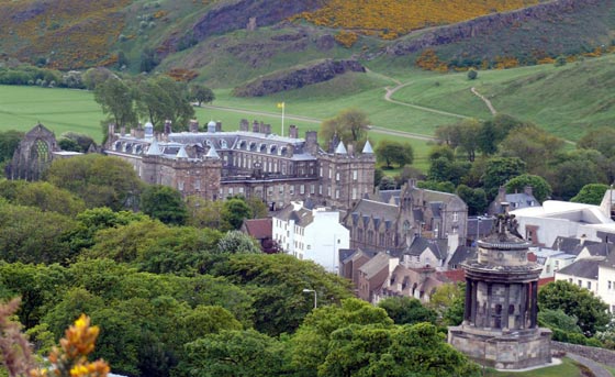 إليكم الوظائف الأعلى أجراً داخل القصر الملكي البريطاني صورة رقم 9