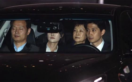 هكذا قضت رئيسة كوريا الجنوبية أول ليلة في السجن صورة رقم 3