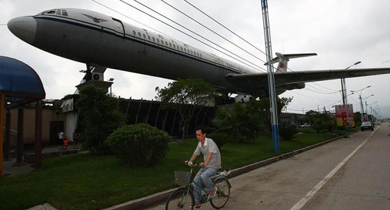 هنا تدفن الطائرات العملاقة الخارجة من الخدمة.. صور صورة رقم 7