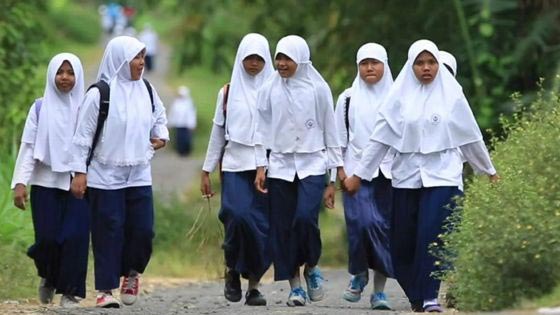 فيديو غريب: قرية اندونيسية يعيش نصف أطفالها بدون آباء! صورة رقم 1