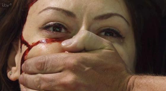 مصرية قتلت ابنتها عقب اكتشافها فقدانها عذريتها  صورة رقم 1