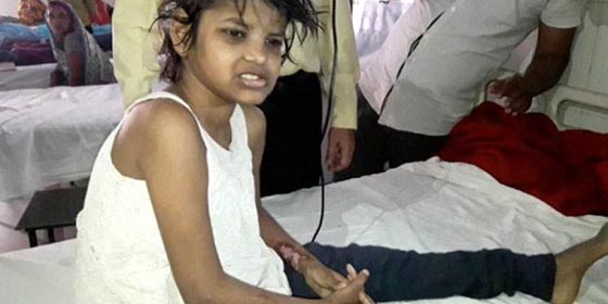 العثور على فتاة الادغال تعيش بين القردة الذين هبوا للدفاع عنها! صورة رقم 2