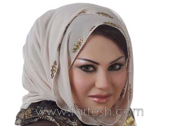  الباروكة بدل الحجاب ابتكار تمارسه الفنانات.. هل هو تحايل على الدين؟ صورة رقم 8