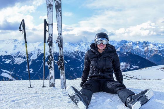 صور ولي عهد بروناي.. اشهر عازب ملكي مغامر وجذّاب صورة رقم 10