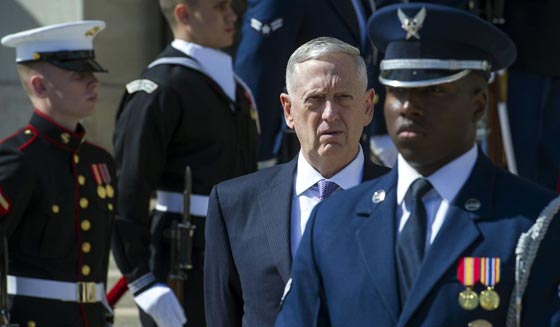 القوات الامريكية بحثت مع ترامب خيار (قطع الراس) بضرب قصر الاسد صورة رقم 3