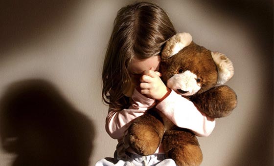  قصة صادمة: طفل مصري (5 سنوات) يعتدي على زميلته داخل الحضانة! صورة رقم 1