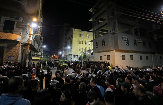 منفذا الهجومين على الكنائس بمصر هما داعشيان قاتلا في سوريا.. فيديو صورة رقم 9