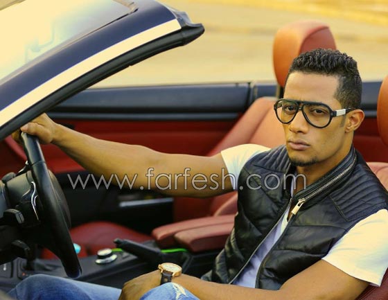  محمد رمضان ينشر صورة ابنه  بسيارته الفارهة والجمهور: ما خلاص عرفنا انك غني! صورة رقم 7