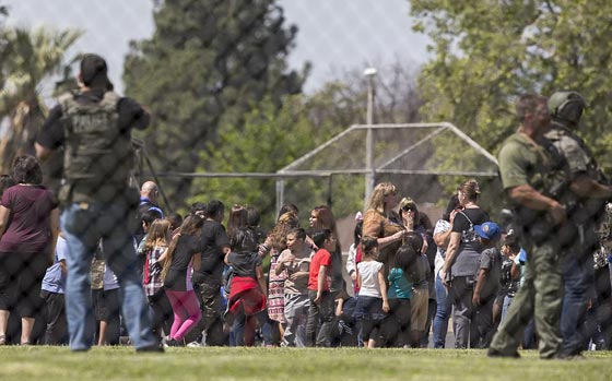 جريمة مروعة.. رجل يقتل زوجته المعلمة وطالبا في مدرسة ثم يتنحر  صورة رقم 12