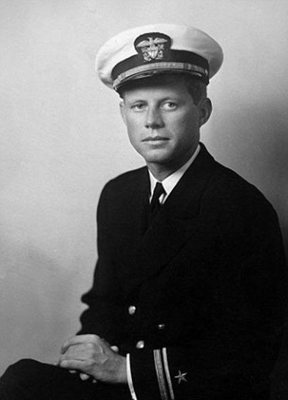 جون كينيدي في مذكراته: ليس هناك دليل على أن الجثة التي عُثر عليها هي جثة هتلر صورة رقم 11