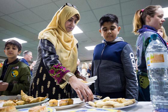 لهذا السبب انشغل البريطانيون بصورة هذه المرأة صورة رقم 16