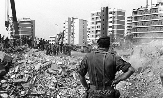  شبح الحرب الاهلية في لبنان يلقي بظلاله في الذكرى الـ27 لنهايتها صورة رقم 3