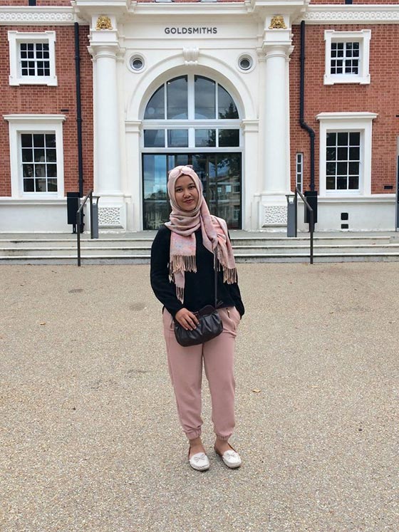  الحجاب والارهاب! هذا ما روته شابة رفضت خلع الحجاب في مطار روما صورة رقم 3