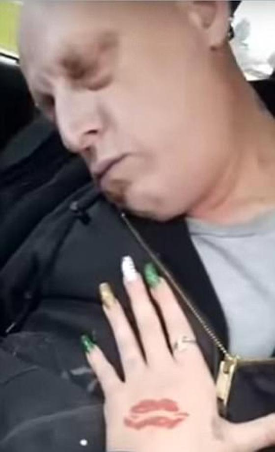  فيديو.. شاهد ماذا فعلت جرعة زائدة من المخدرات بسائق شاحنة؟! صورة رقم 4