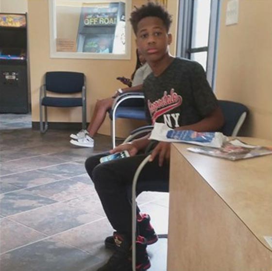 فتى امريكي يقتل نفسه بالخطأ ببث مباشر على موقع للتواصل صورة رقم 15