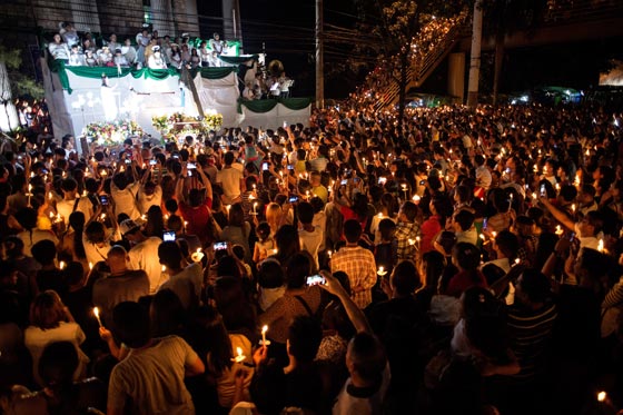 من القدس الى روما والعالم بأسره يحتفل بعيد الفصح المجيد.. صور صورة رقم 39
