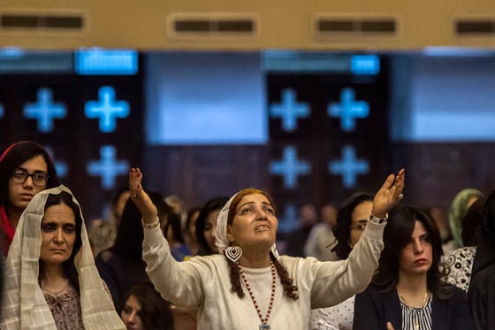 من القدس الى روما والعالم بأسره يحتفل بعيد الفصح المجيد.. صور صورة رقم 32
