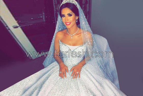  صور فنانات مصر ترتدين فساتين الزفاف الفخمة.. أيهن الاجمل؟ صورة رقم 1