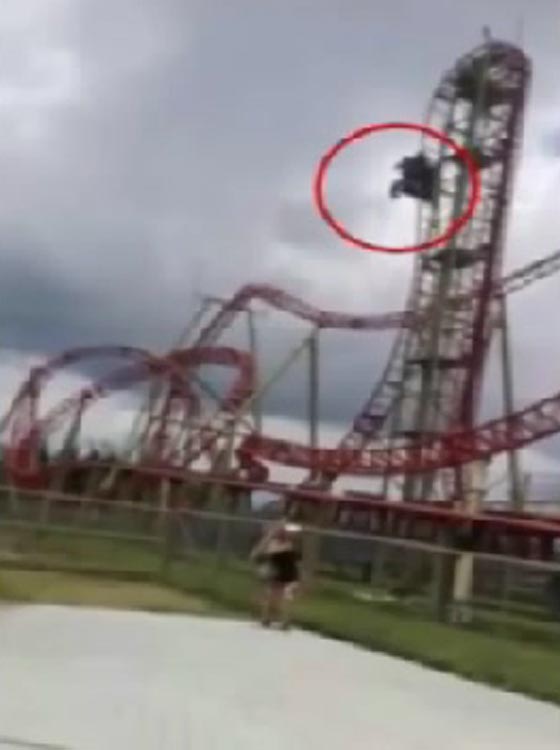 فيديو صادم.. لحظة سقوط رجل معاق من لعبة قطار الموت صورة رقم 1