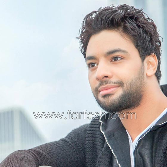  فيديو احمد جمال يفاجئ احدى معجباته ويكشف لها بنفسه ميعاد خطوبتها صورة رقم 10
