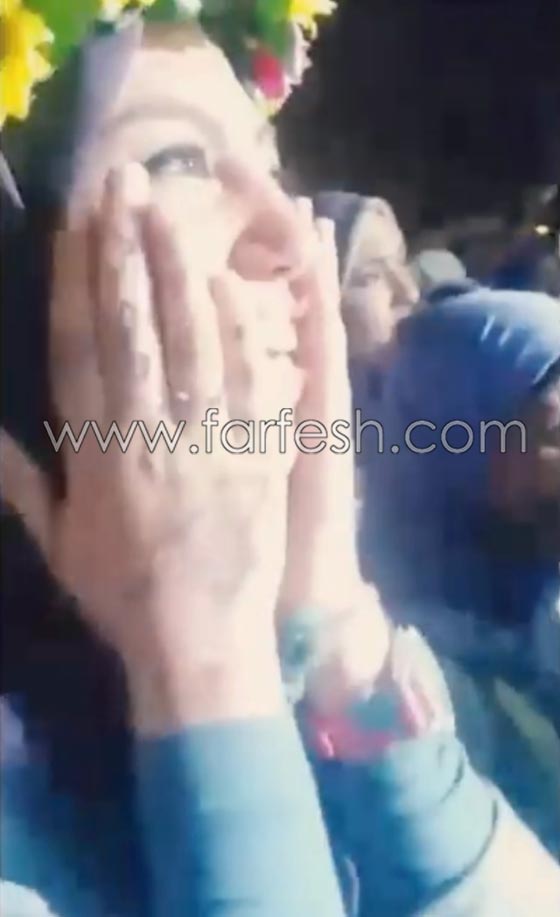  فيديو احمد جمال يفاجئ احدى معجباته ويكشف لها بنفسه ميعاد خطوبتها صورة رقم 8