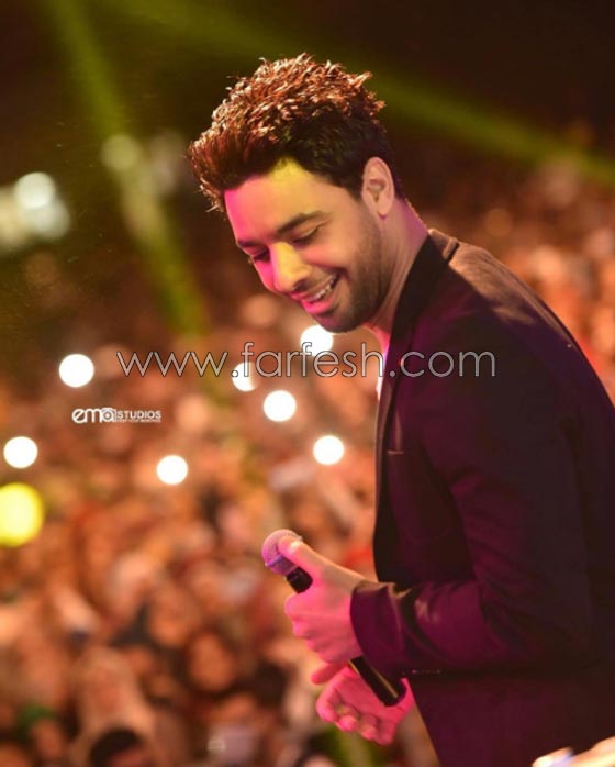  فيديو احمد جمال يفاجئ احدى معجباته ويكشف لها بنفسه ميعاد خطوبتها صورة رقم 13